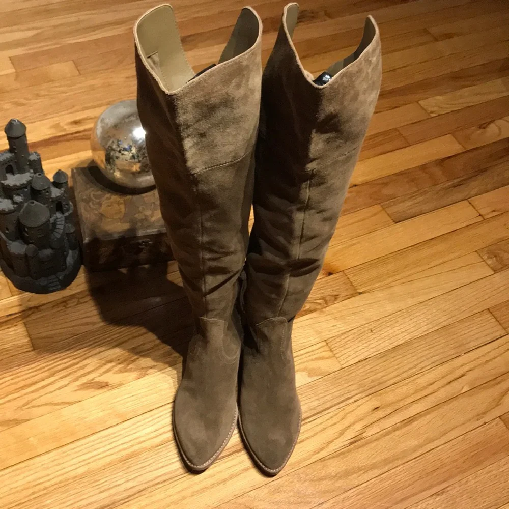 Dolce Vita Cowgirl Western Point Toe Slip On Riding Casual 9 over knee tall tan